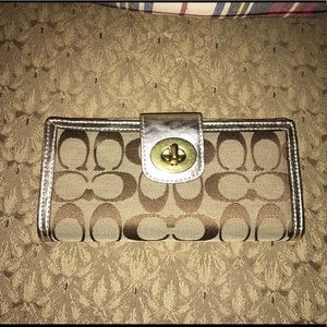 Coach wallet